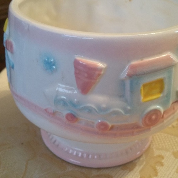 Vintage Round Hand Painted Nursery Planter Vase - Picture 2 of 5